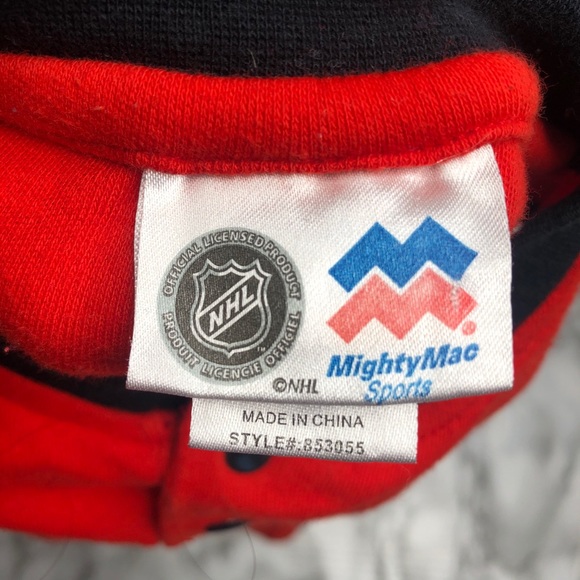 NHL Ottawa Senators red and Black Onesie for 18 M - Picture 2 of 4